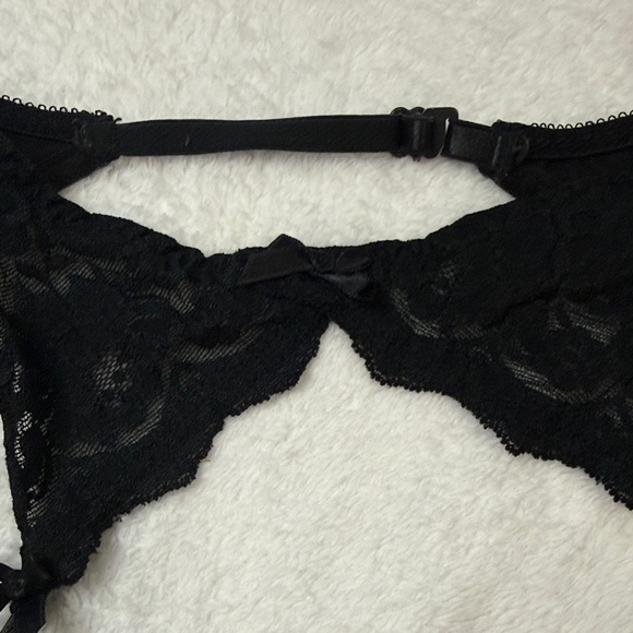 3 Pc Lace Garter Belt bundle - Picture 13 of 15